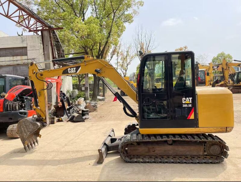 CAT305.5