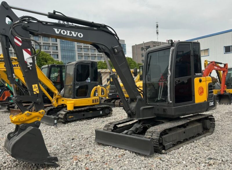 VOLVO EC60