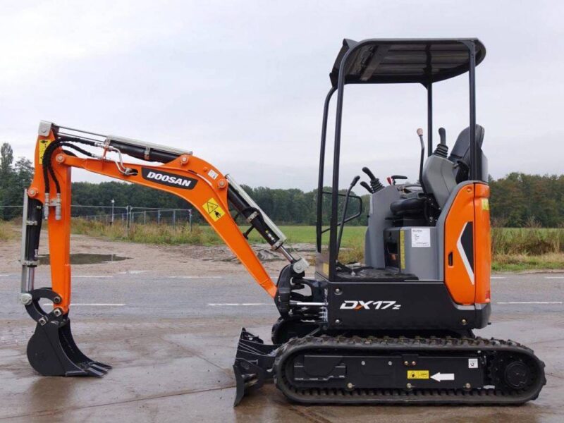 DOOSAN  DX17-Z