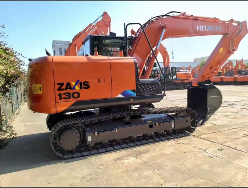 HITACHI ZX130