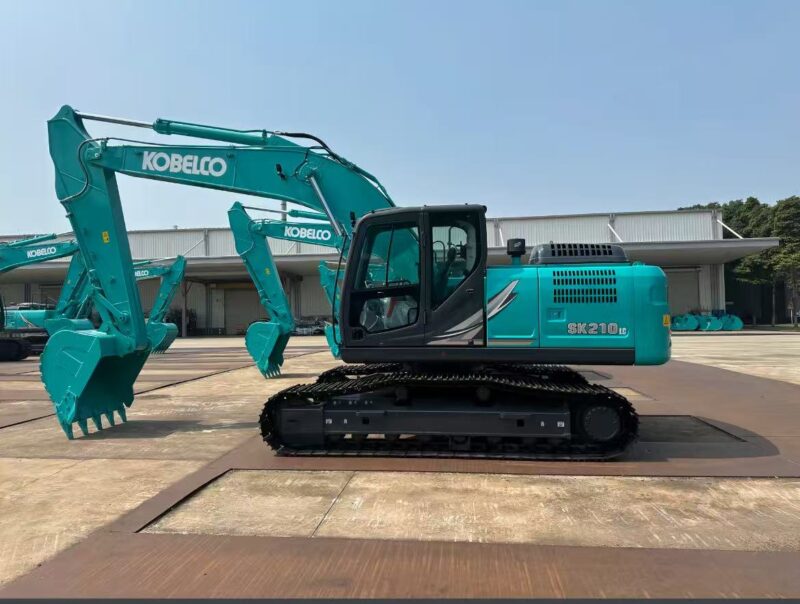 Kobelco SK210