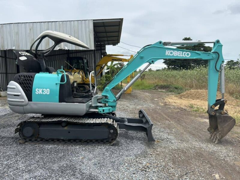 Kobelco SK30
