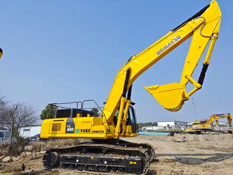 KOMATSU PC450