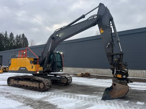 VOLVO EC250DL