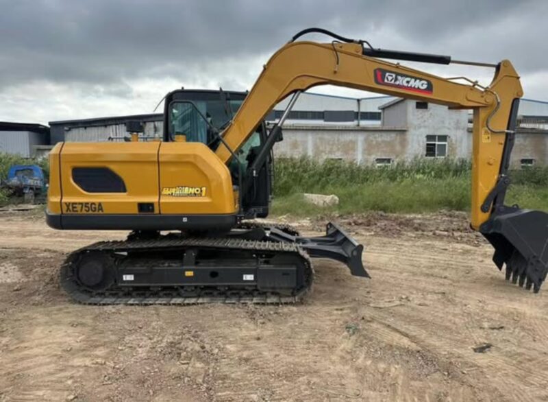 XCMG XE75